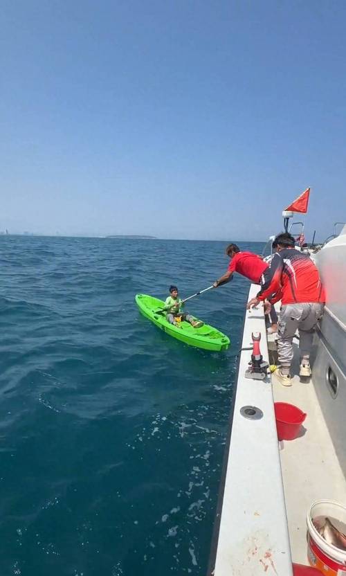 澳门今晚开奖结果+开奖记录和男子海上漂流7小时与男子海上漂流7小时视频