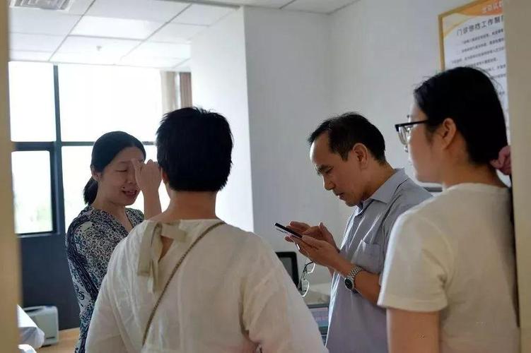 澳门管家婆100%精准香港和387万放地上被偷与