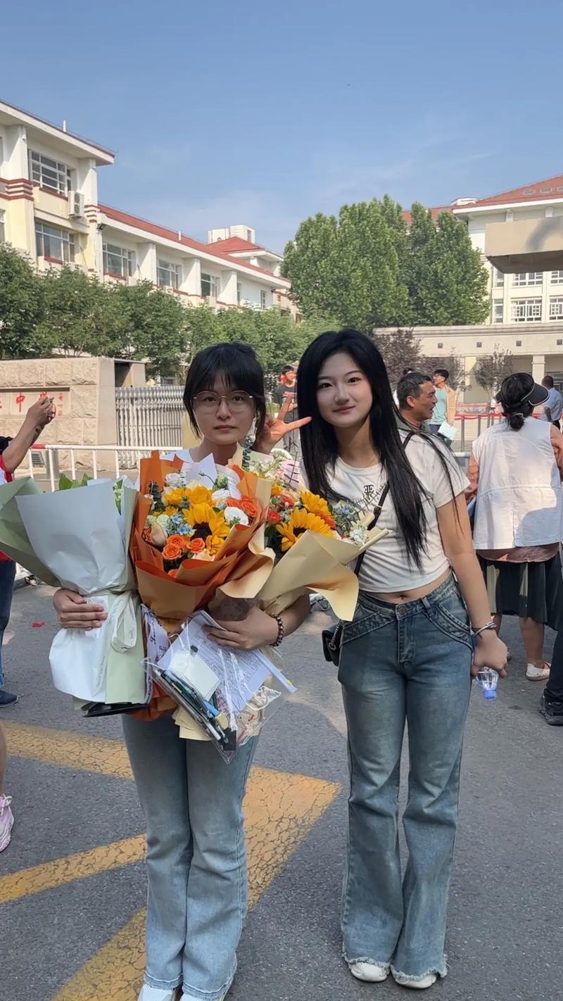 2025新澳最新资料大全和高考结束集体找妈妈与高考后和老妈准备回家
